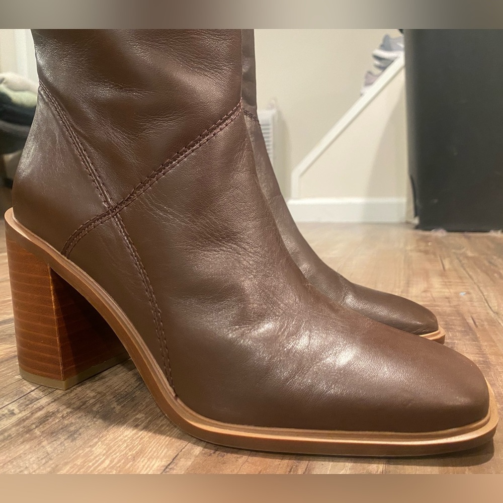 Classic Brown Leather Block Heel Mid-Calf Boots - Picture 2 of 11